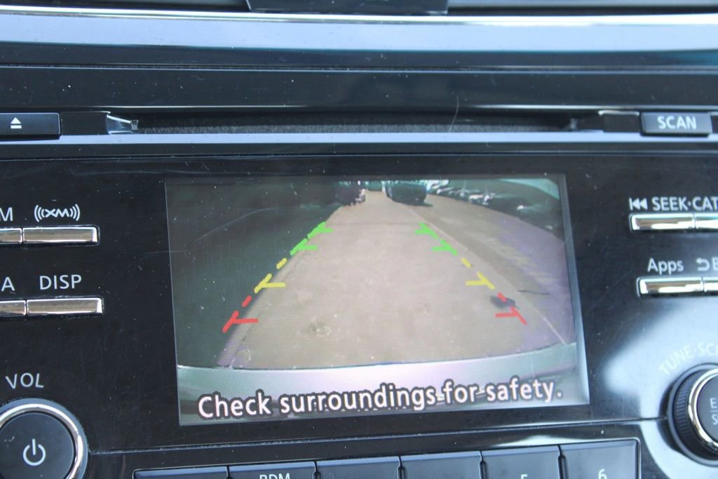 Used 2015 Nissan Altima 2.5 SV w/ Convenience Package image 36