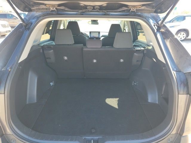 Used 2024 Toyota RAV4 XLE FWD image 25