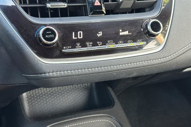 Used 2019 Toyota Corolla SE FWD image 21