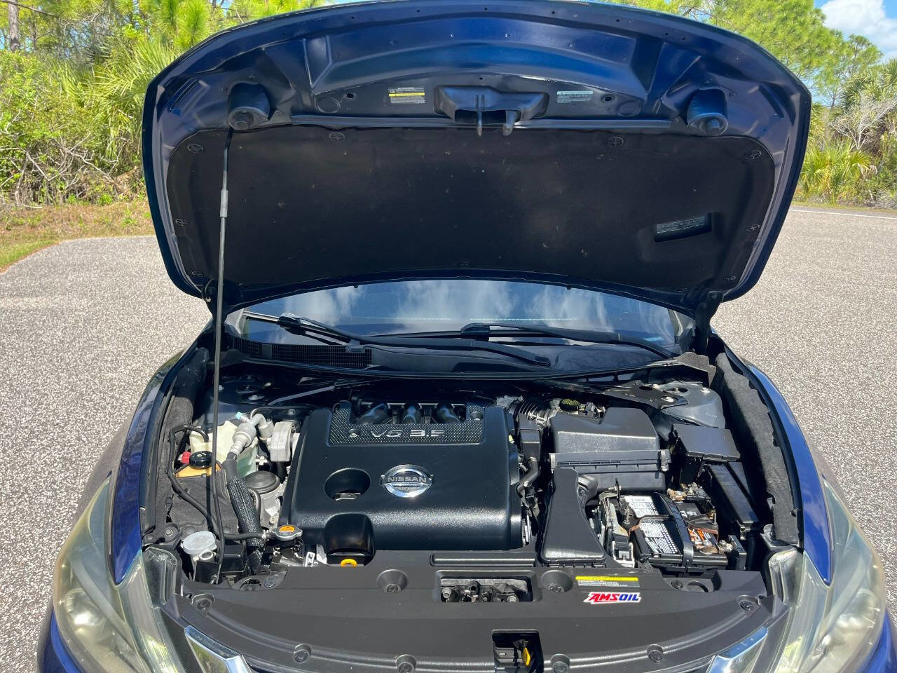 Used 2017 Nissan Altima 3.5 SR image 24