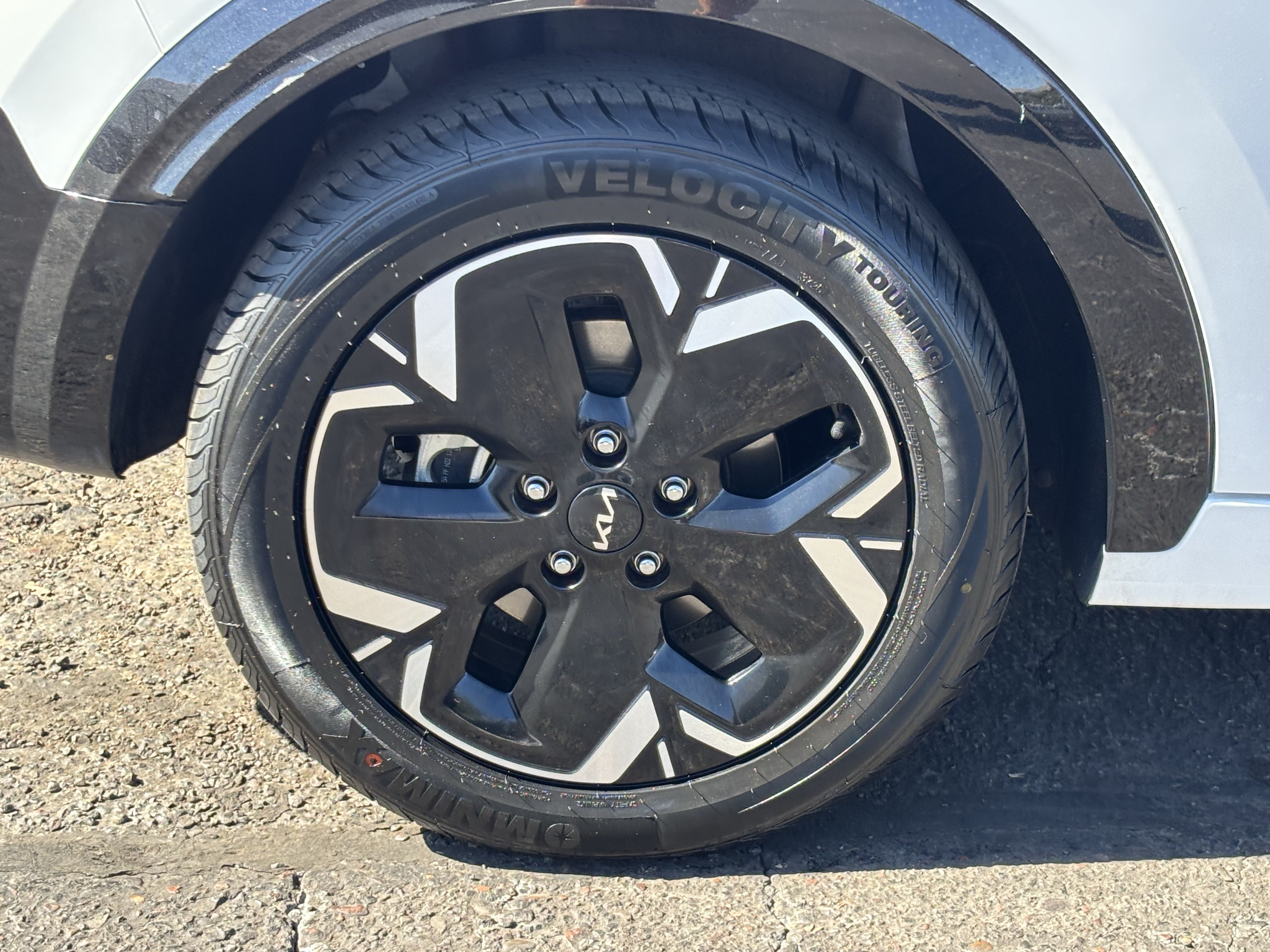 Certified 2023 Kia Niro Wind FWD image 7
