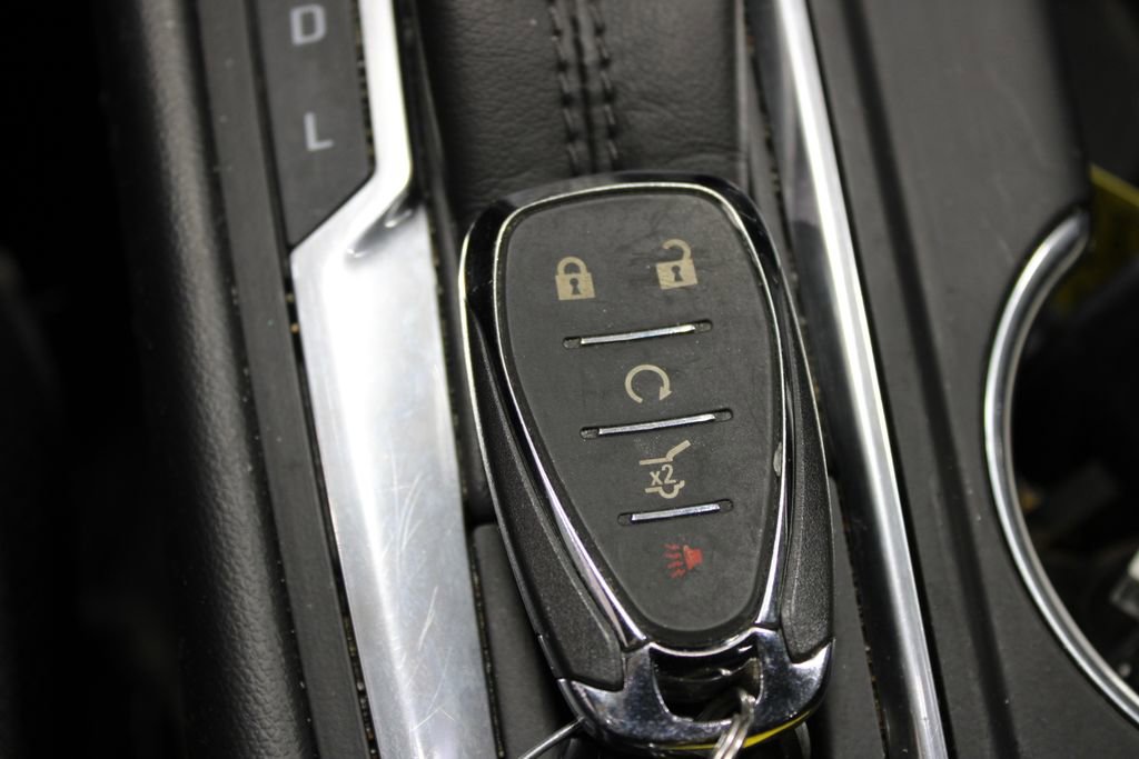 Used 2018 Chevrolet Equinox LT AWD/4WD image 32