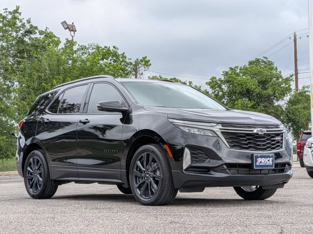 Used 2023 Chevrolet Equinox RS w/ RS Leather Package image 3