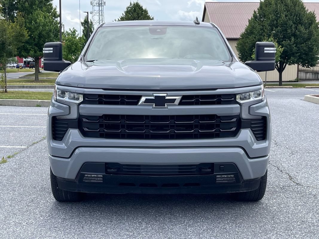 Used 2024 Chevrolet Silverado 1500 RST w/ Max Trailering Package AWD/4WD image 3