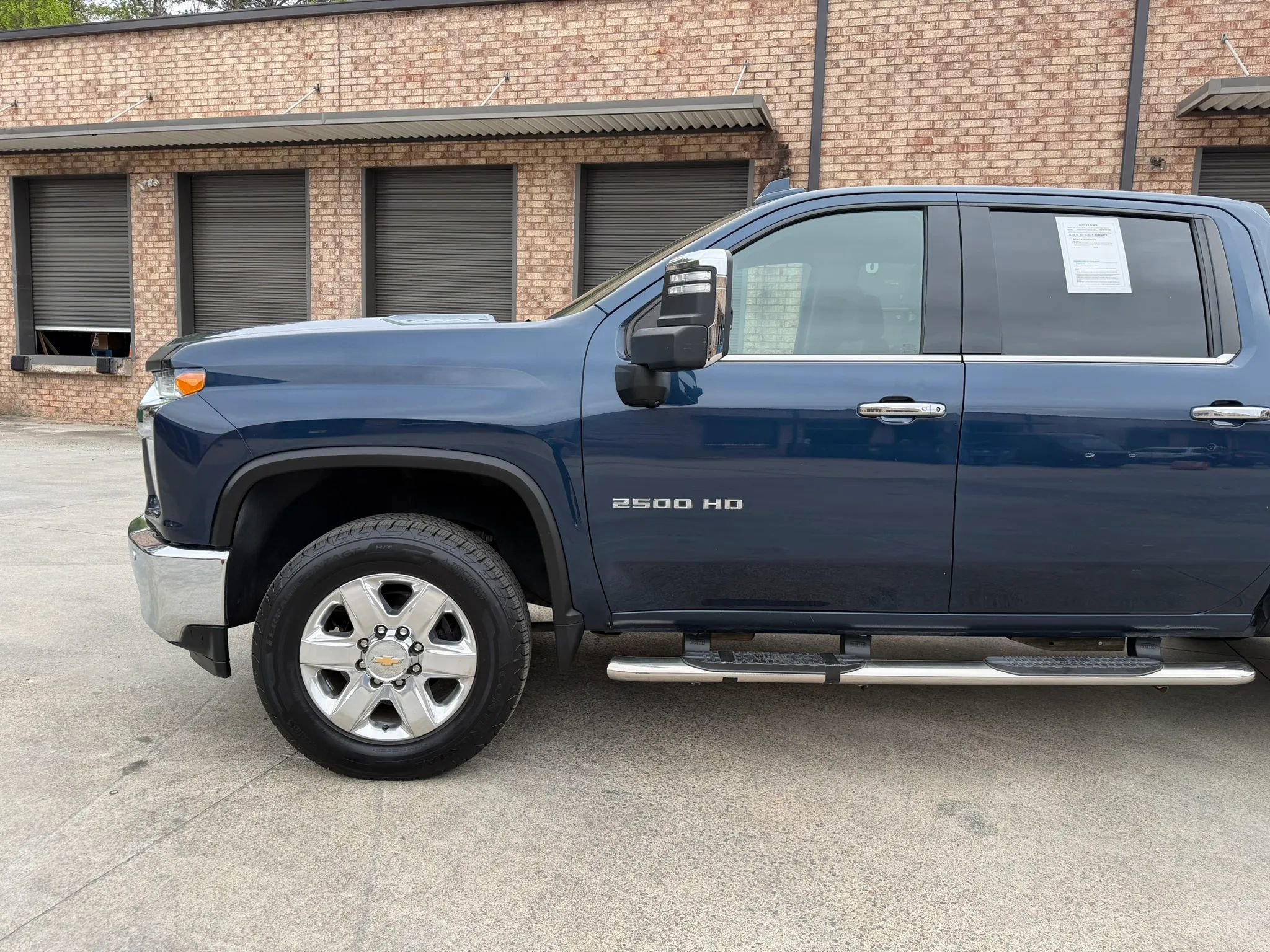 Used 2021 Chevrolet Silverado 2500 LTZ w/ LTZ Plus Package image 3