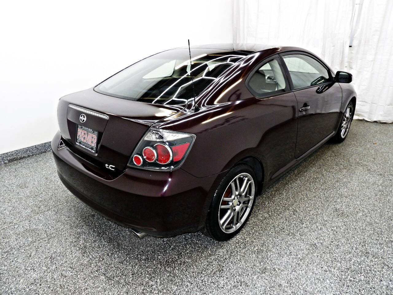 Used 2010 Scion tC FWD image 6