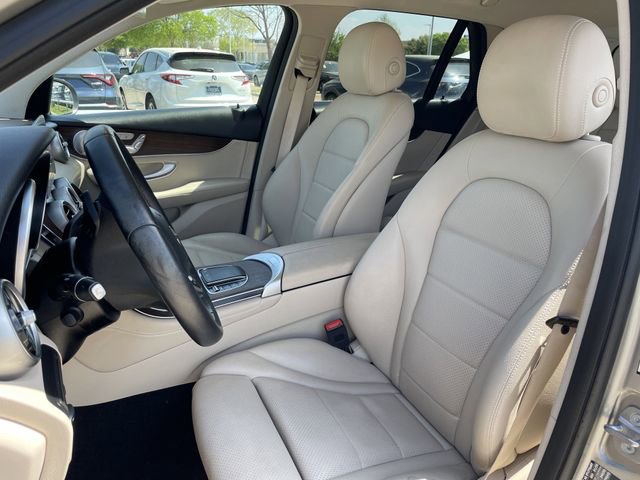 Used 2020 Mercedes-Benz GLC 300 image 24
