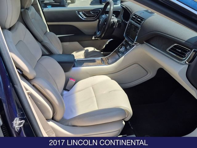 Used 2017 Lincoln Continental Select AWD/4WD image 27