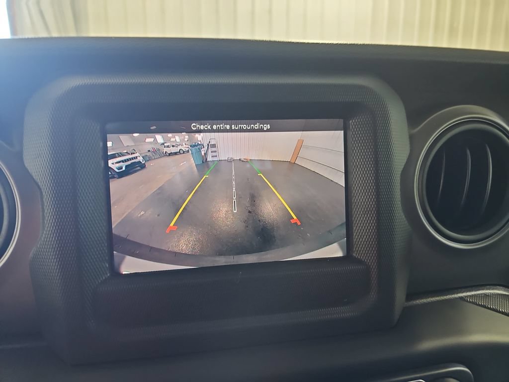 Used 2022 Jeep Wrangler Unlimited Sport AWD/4WD image 23