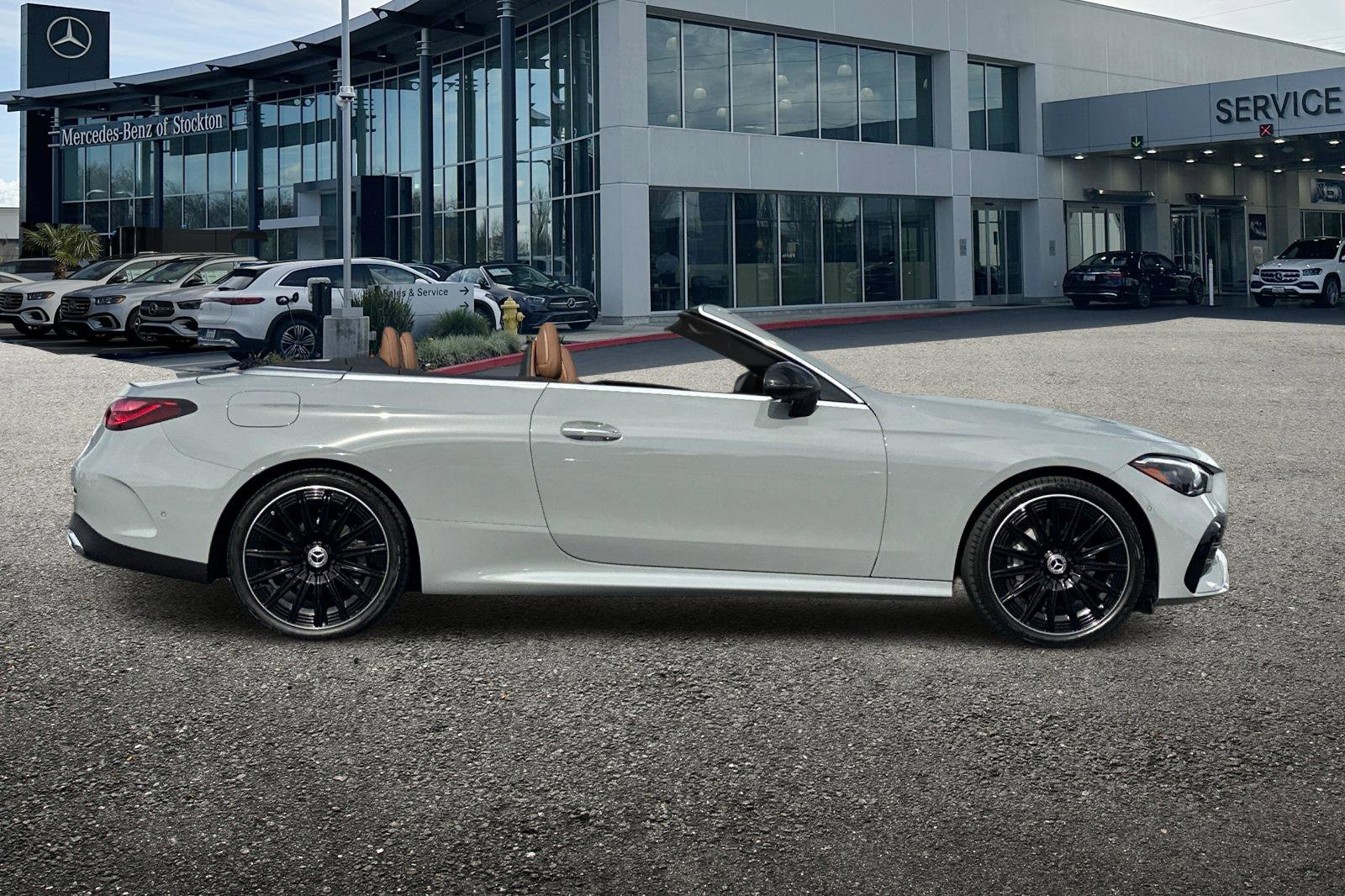 New 2026 Mercedes-Benz CLE 300 4MATIC Cabriolet image 3