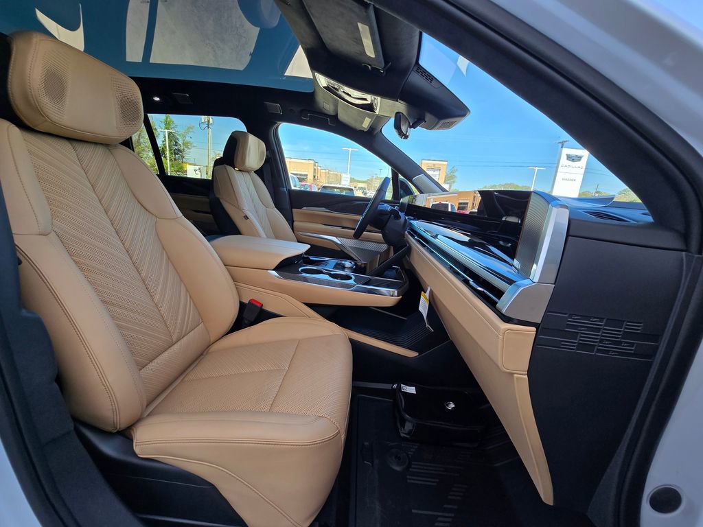 New 2026 Cadillac Escalade IQ Sport 2 w/ LPO, ONYX Package image 13