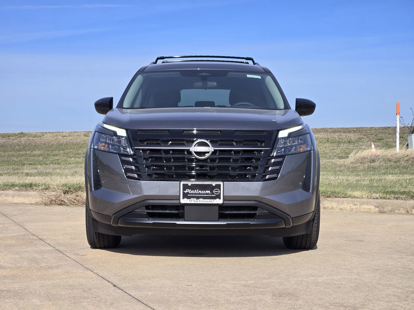 New 2026 Nissan Pathfinder SV image 6