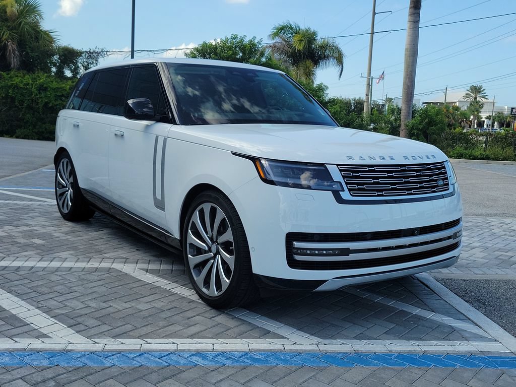 Certified 2025 Land Rover Range Rover Long Wheelbase Autobiography AWD/4WD image 7