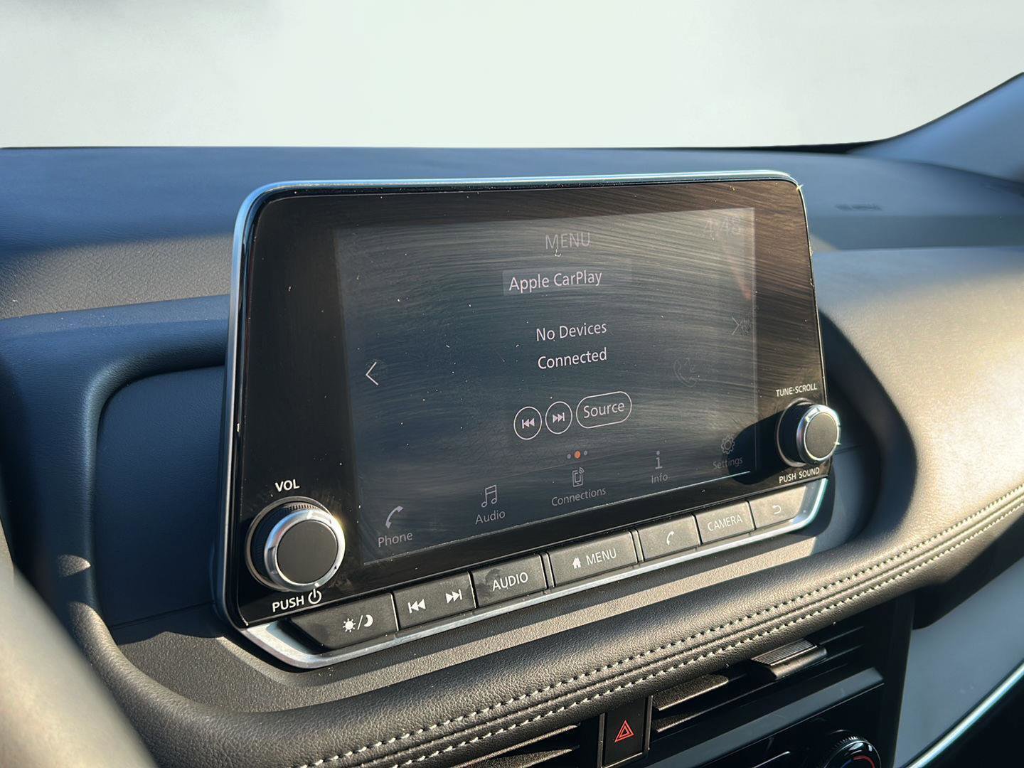 Used 2025 Nissan Rogue S image 8