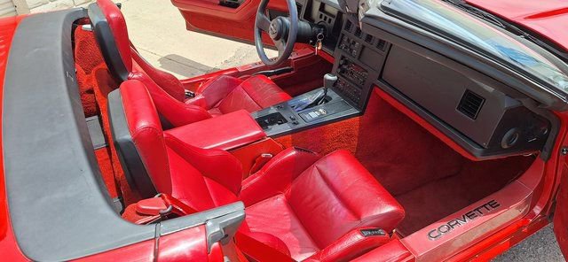 Used 1987 Chevrolet Corvette Convertible image 18