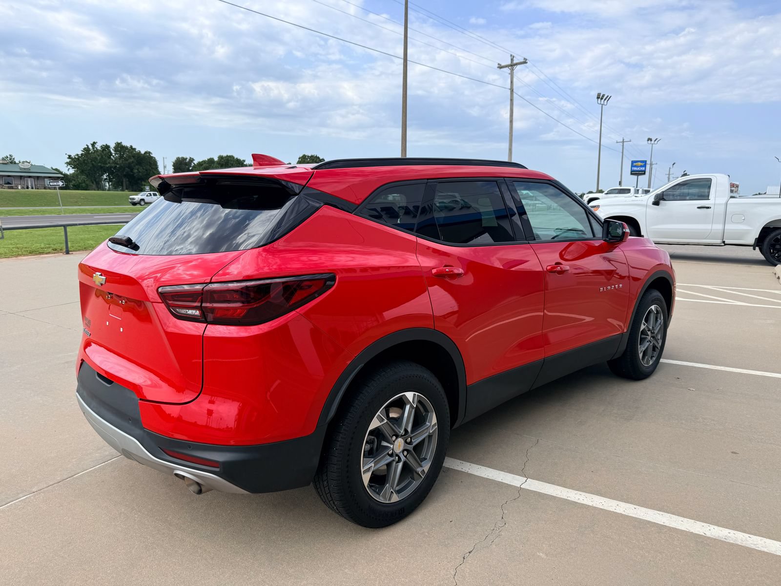 Used 2024 Chevrolet Blazer LT FWD image 6