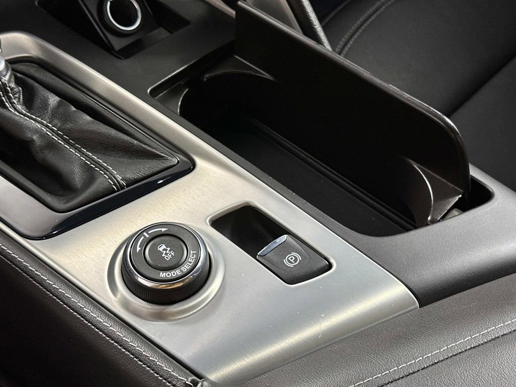 Used 2016 Chevrolet Corvette Stingray Coupe w/ Battery Protection Package image 18