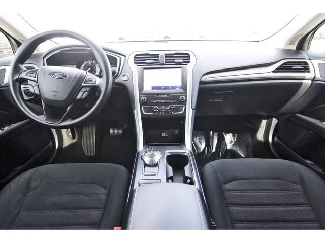 Used 2020 Ford Fusion SE image 8