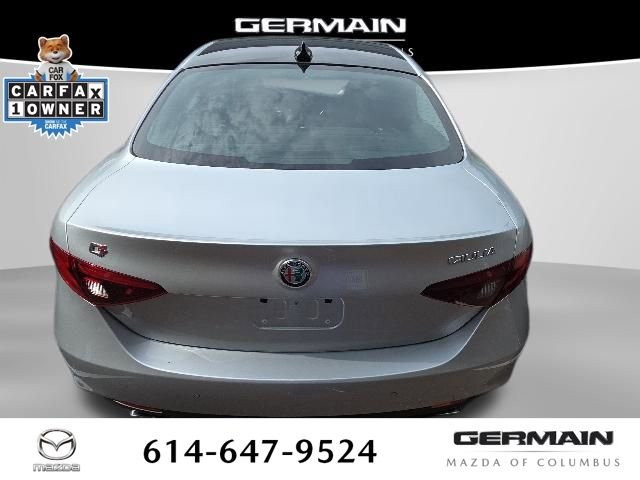 Used 2018 Alfa Romeo Giulia Ti Sport w/ Quick Order Package 22S Sport AWD/4WD image 8