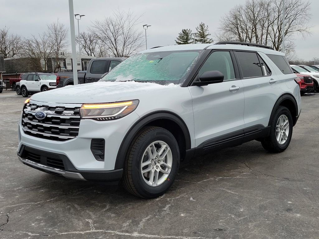 New 2026 Ford Explorer Active image 8