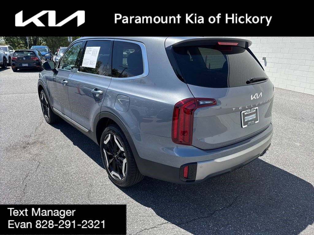 Used 2025 Kia Telluride S image 5