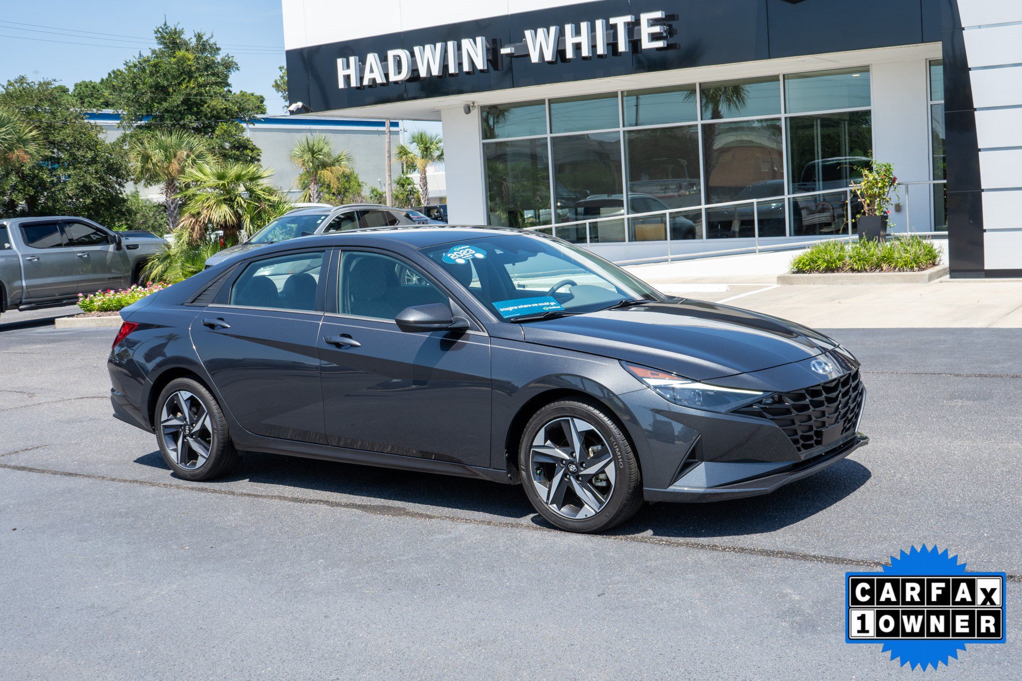 Used 2023 Hyundai Elantra SEL w/ Convenience Package FWD image 1