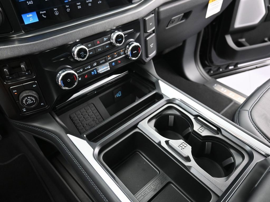 New 2026 Ford F250 Platinum image 16