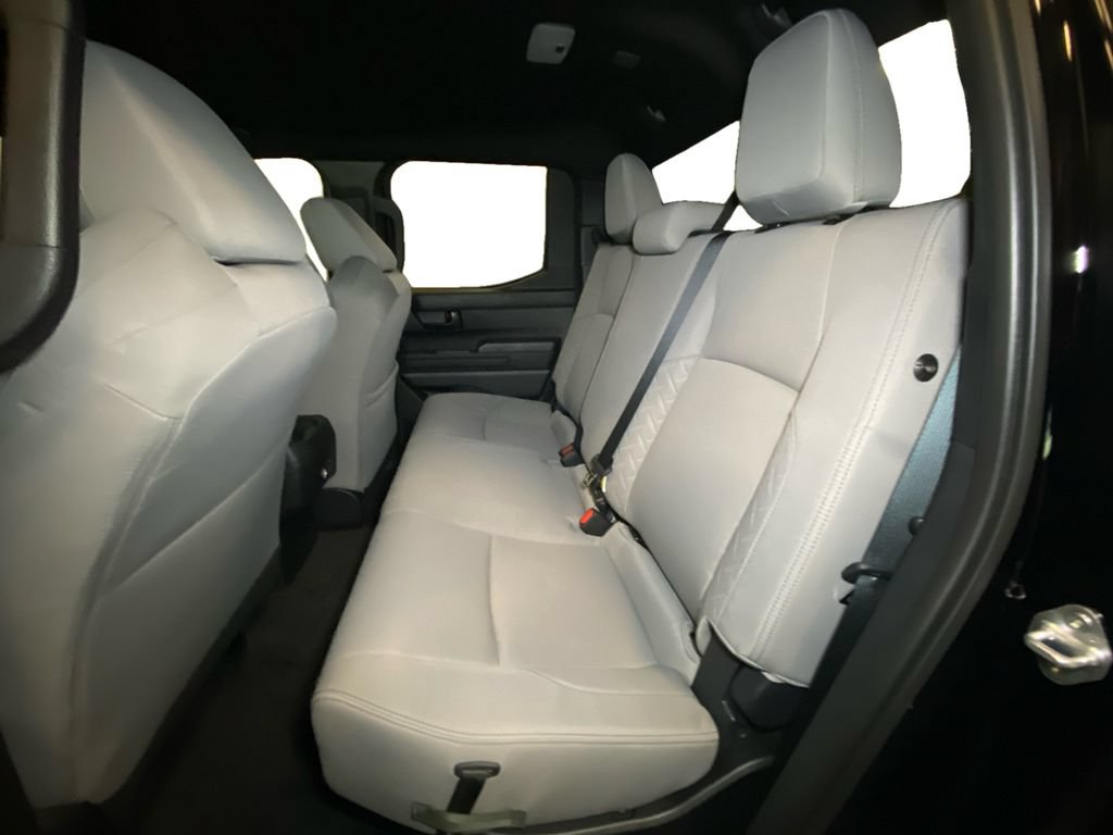 Certified 2025 Toyota Tacoma SR5 AWD/4WD image 13