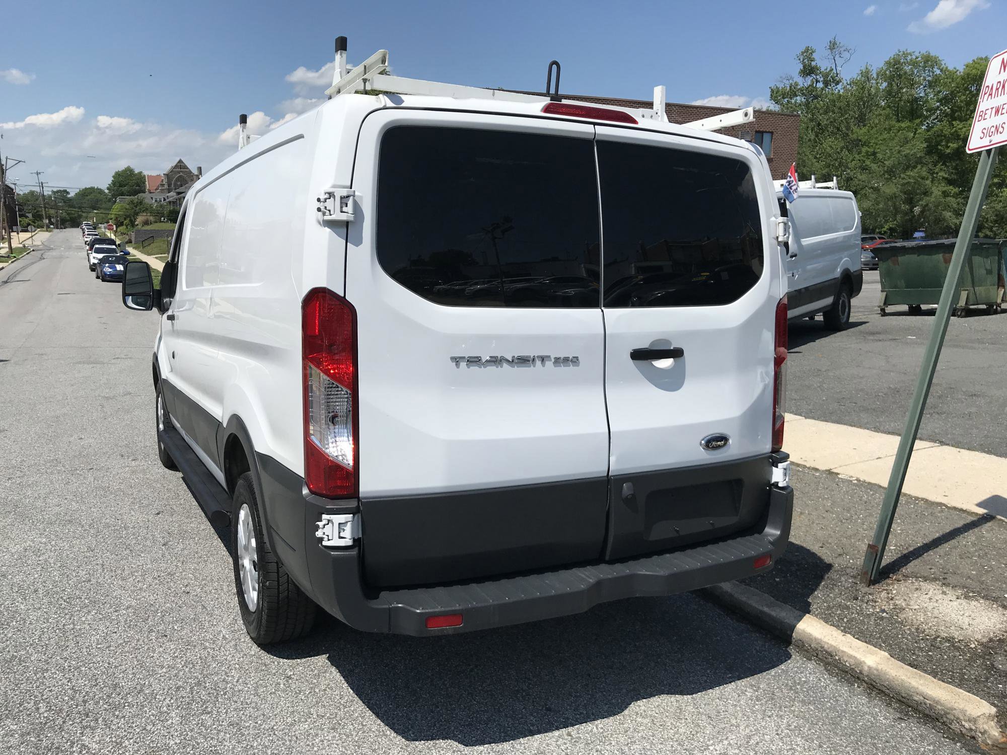 Used 2016 Ford Transit 250 w/ Exterior Upgrade Package RWD image 6