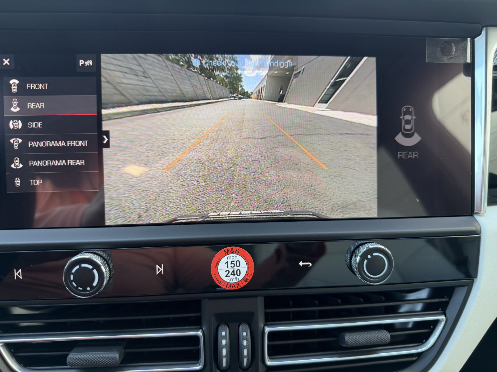New 2026 Porsche Macan AWD/4WD image 27