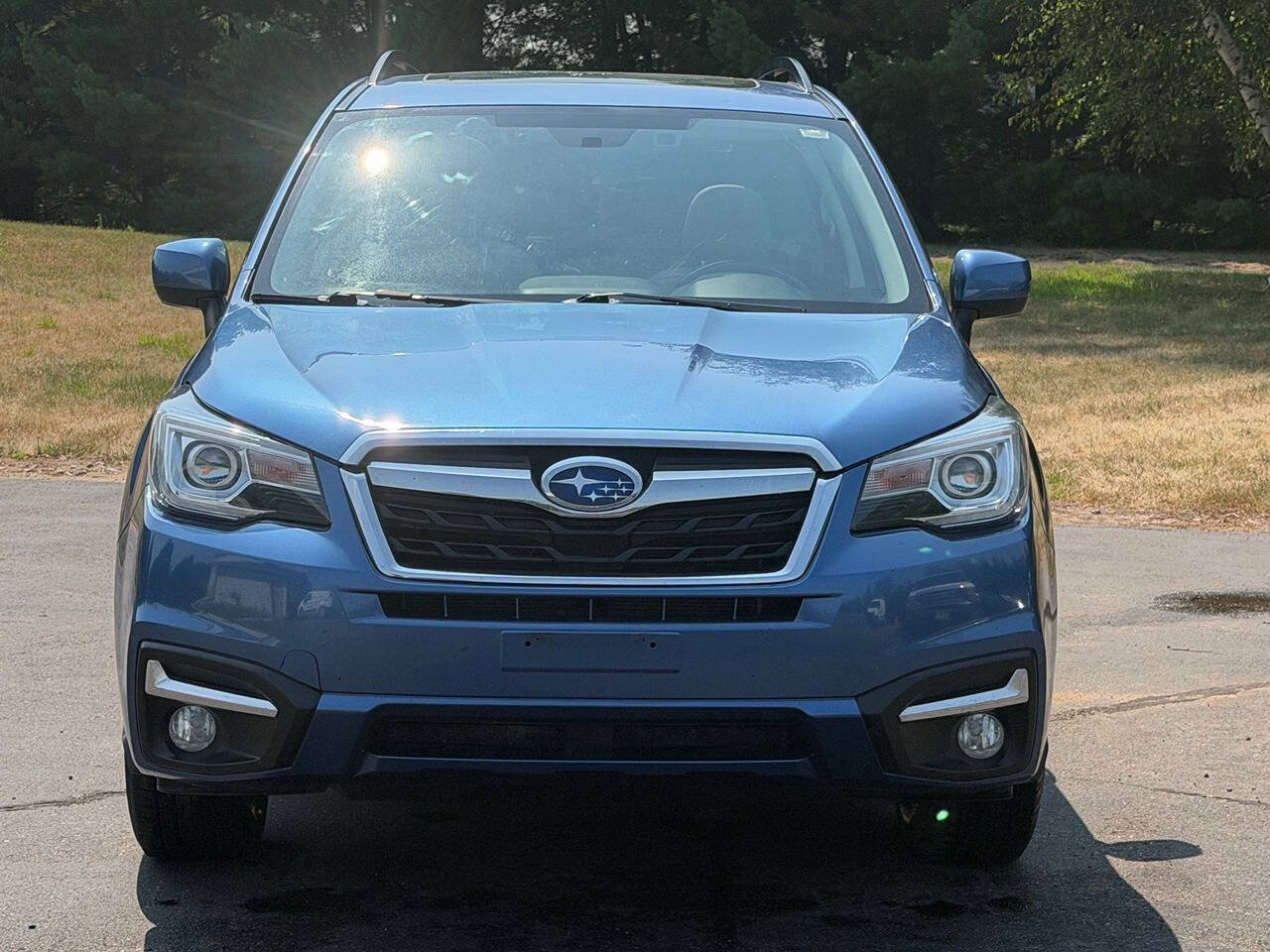Used 2018 Subaru Forester 2.5i Limited AWD/4WD image 2