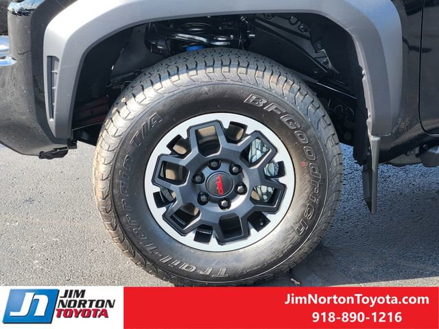Used 2024 Toyota Tacoma TRD Off-Road image 13