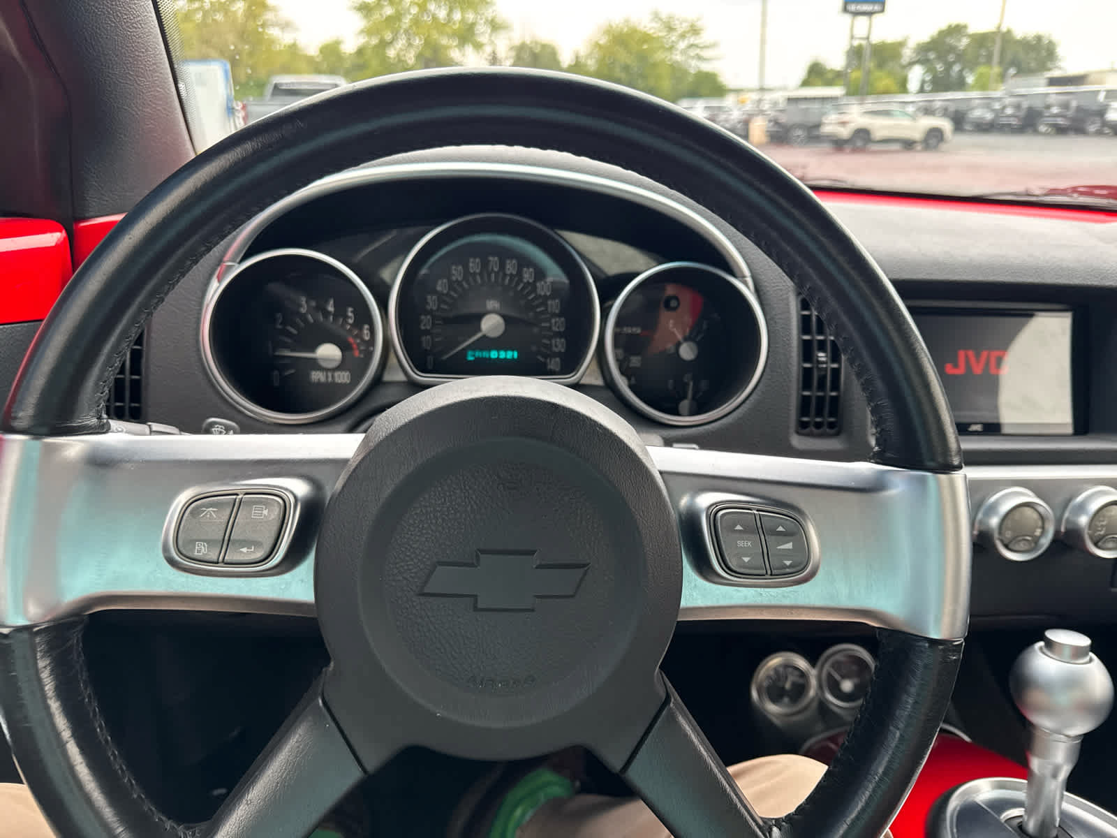 Used 2004 Chevrolet SSR w/ Preferred Equipment Group RWD image 17