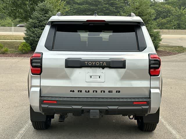 Used 2026 Toyota 4Runner SR5 RWD image 4
