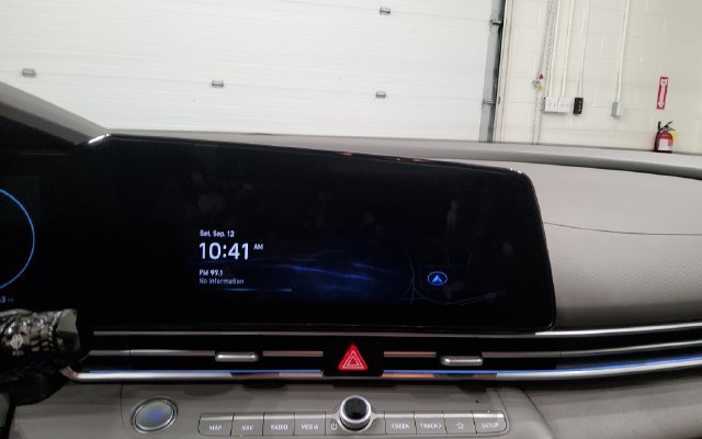 Used 2024 Hyundai Elantra SEL FWD image 24