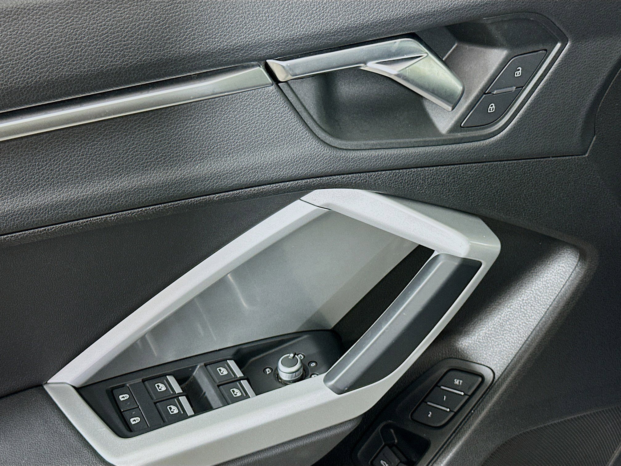 Used 2023 Audi Q3 2.0T Premium image 15