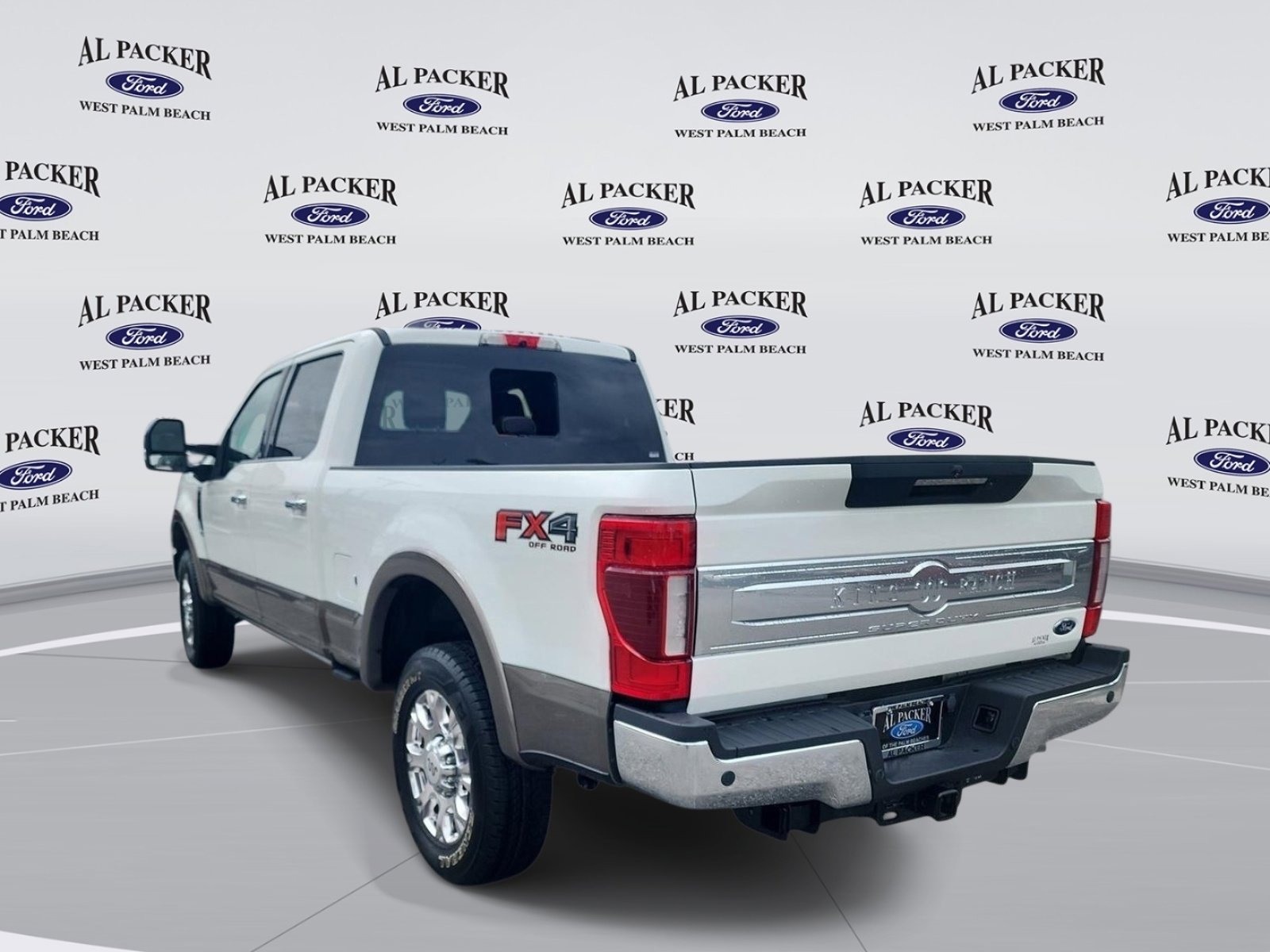 Certified 2022 Ford F250 King Ranch w/ King Ranch Ultimate Package AWD/4WD image 4