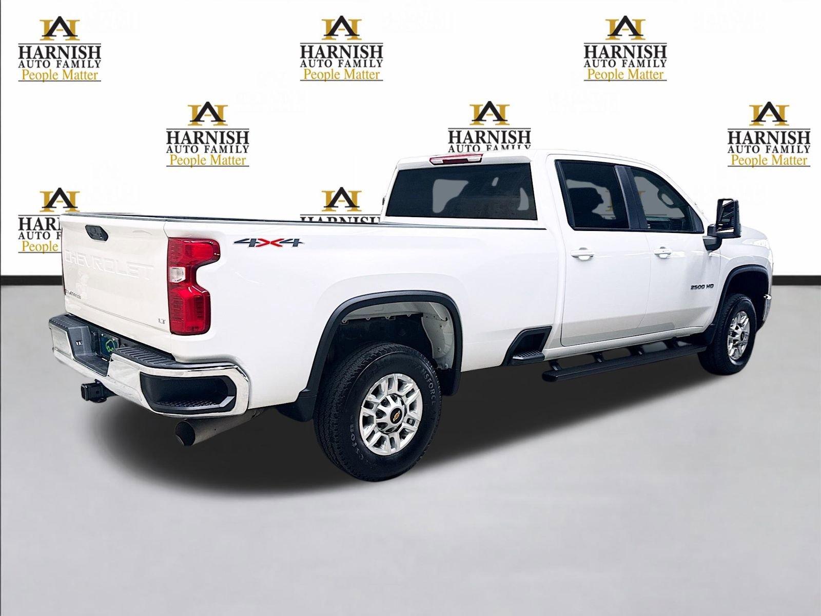 Used 2025 Chevrolet Silverado 2500 LT w/ Convenience Package image 5