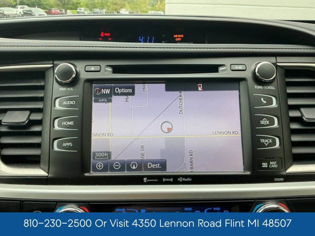 Used 2019 Toyota Highlander SE AWD/4WD image 2