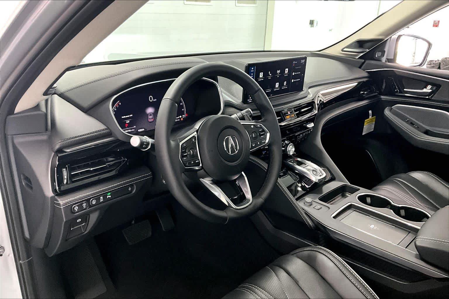 Used 2026 Acura MDX SH-AWD w/ Advance Package image 2