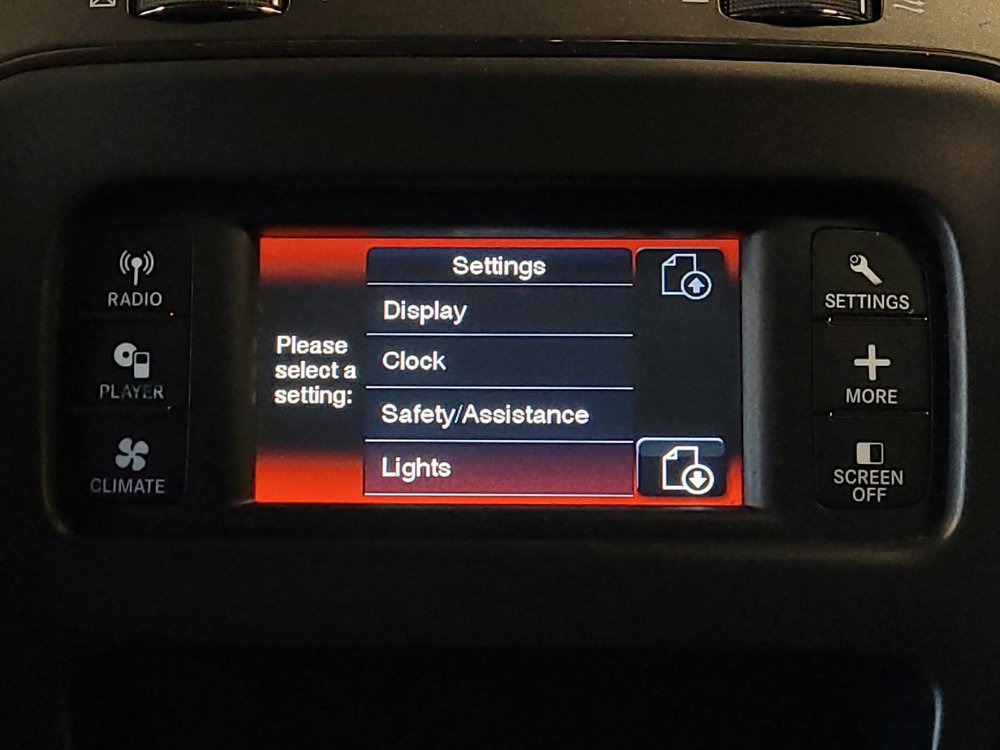 Used 2020 Dodge Journey SE w/ SE Popular Equipment Group FWD image 25