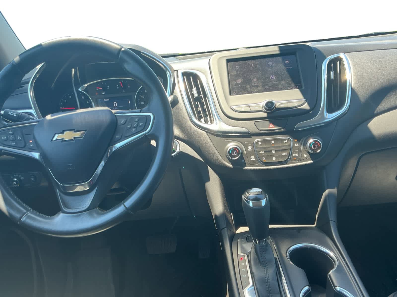 Used 2020 Chevrolet Equinox LT w/ Sport Edition AWD/4WD image 11