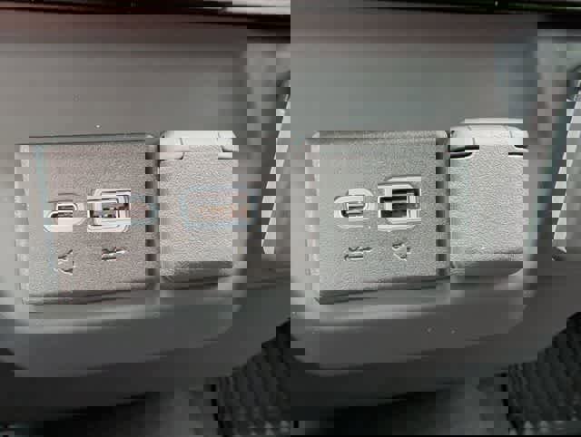 Used 2024 Chevrolet Silverado 1500 Custom Trail Boss AWD/4WD image 25