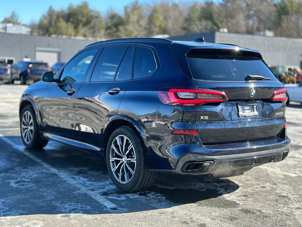 Used 2023 BMW X5 M50i w/ Executive Package image 3