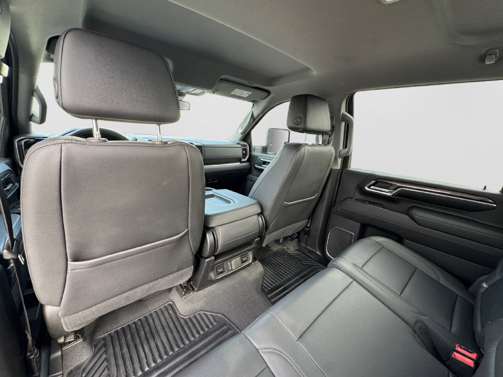 Used 2024 Chevrolet Silverado 2500 LTZ AWD/4WD image 13
