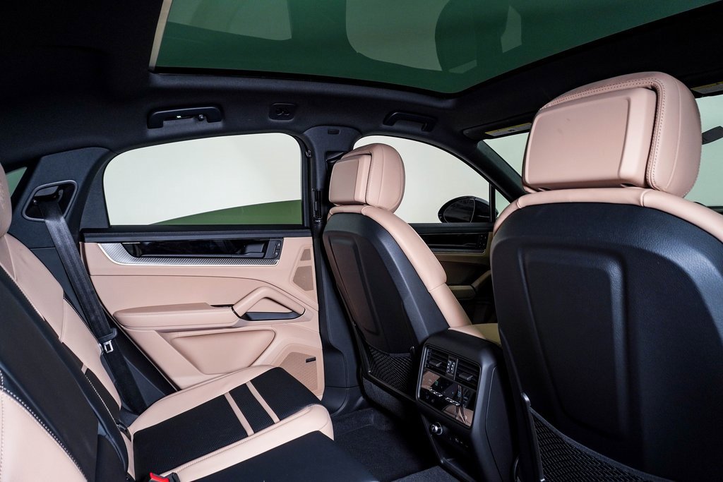 New 2026 Porsche Cayenne S image 16