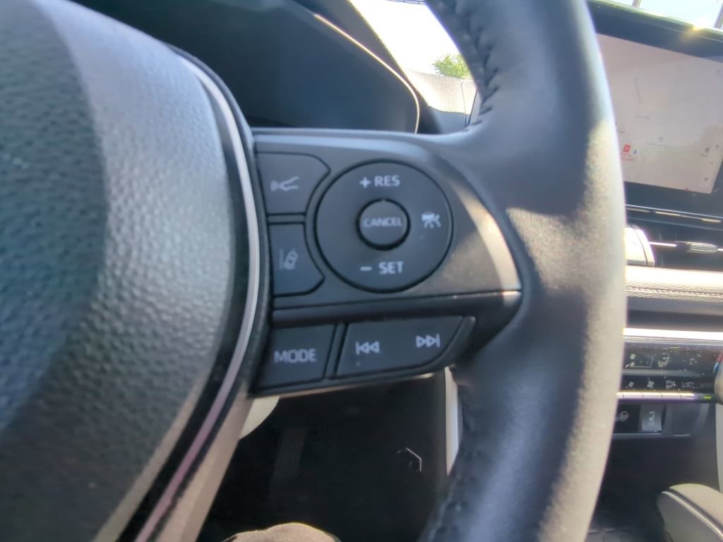 Used 2023 Toyota RAV4 XLE w/ Convenience Package image 15