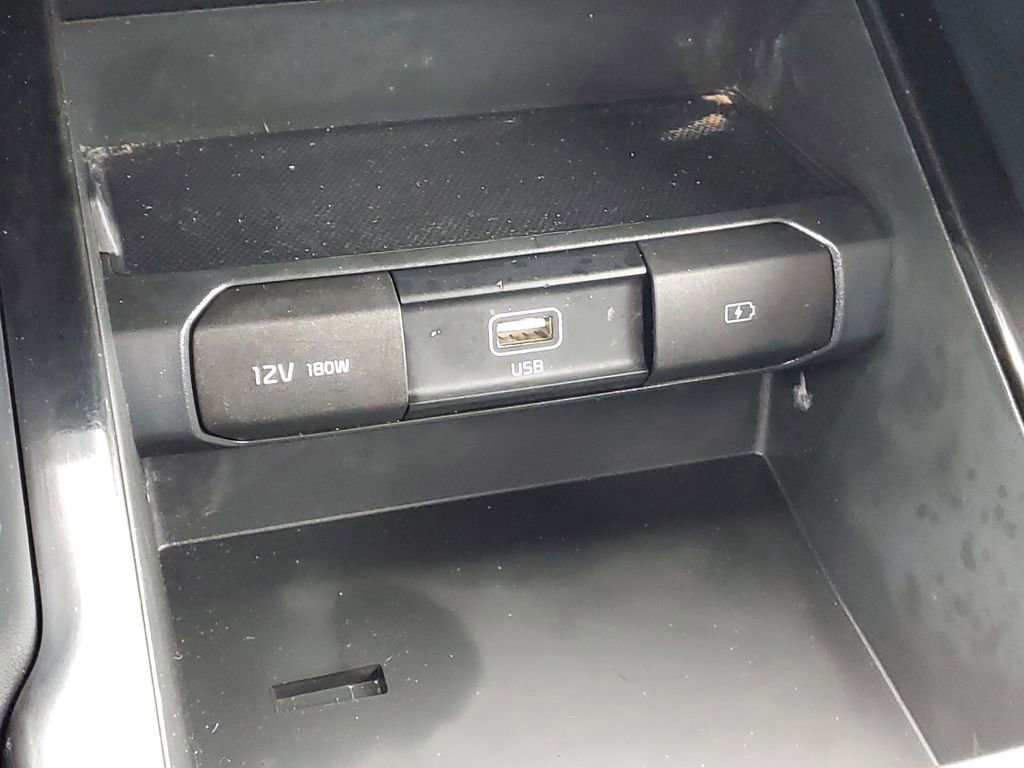 Used 2020 Kia Telluride LX image 26