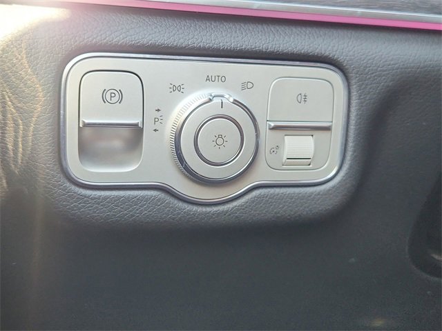 Used 2021 Mercedes-Benz GLE 350 4MATIC image 18