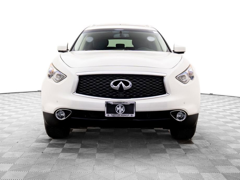 Used 2017 INFINITI QX70 AWD w/ Premium Package image 9